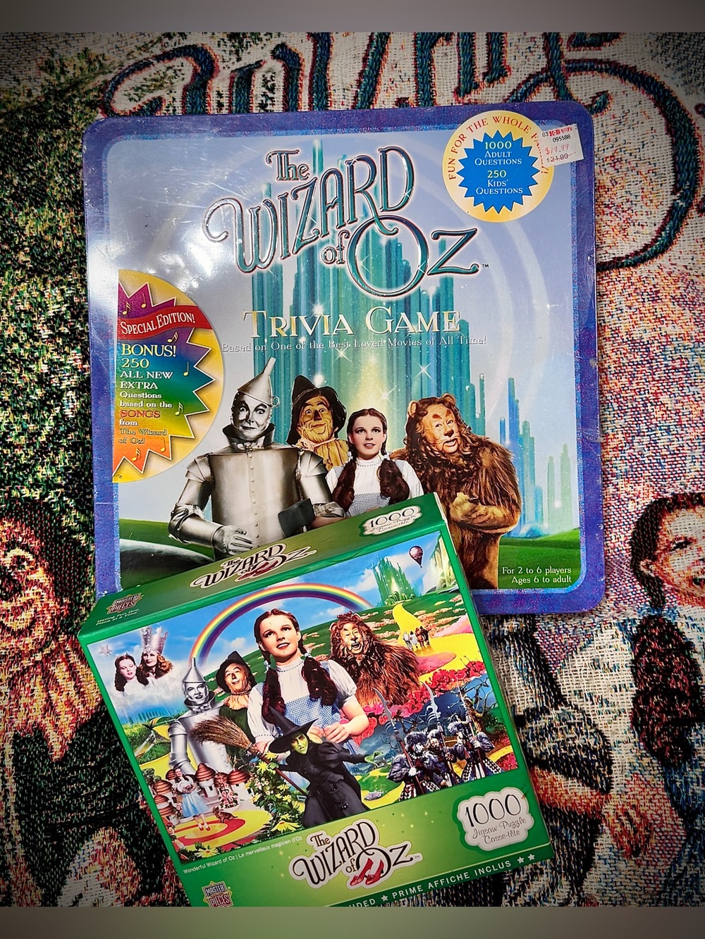 Wizard of Oz Sealed Trivia Game Collector Tin & 1000 Piece Puzzle Bundle